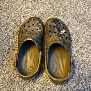 Camo crocs